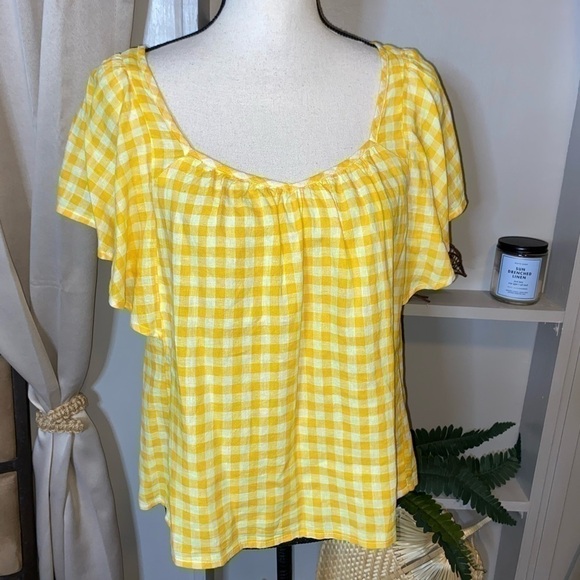Yellow White Checkered Print Tie Back Flowy Sleeves Old Navy size Small Fun Top - Picture 2 of 10